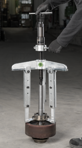 KUKKO 11-1-B Heavy-Duty 3-Jaw Hydraulic Puller – 520 mm Spread