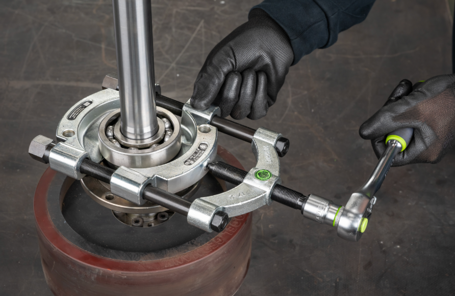KUKKO 17-C Bearing Separator & Puller Set – 4 Piece Kit (25–155 mm)