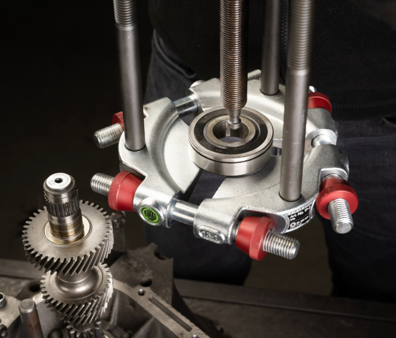 KUKKO 13-2 TRI-PULL Bearing Removal Tool – 25mm–100mm Shafts